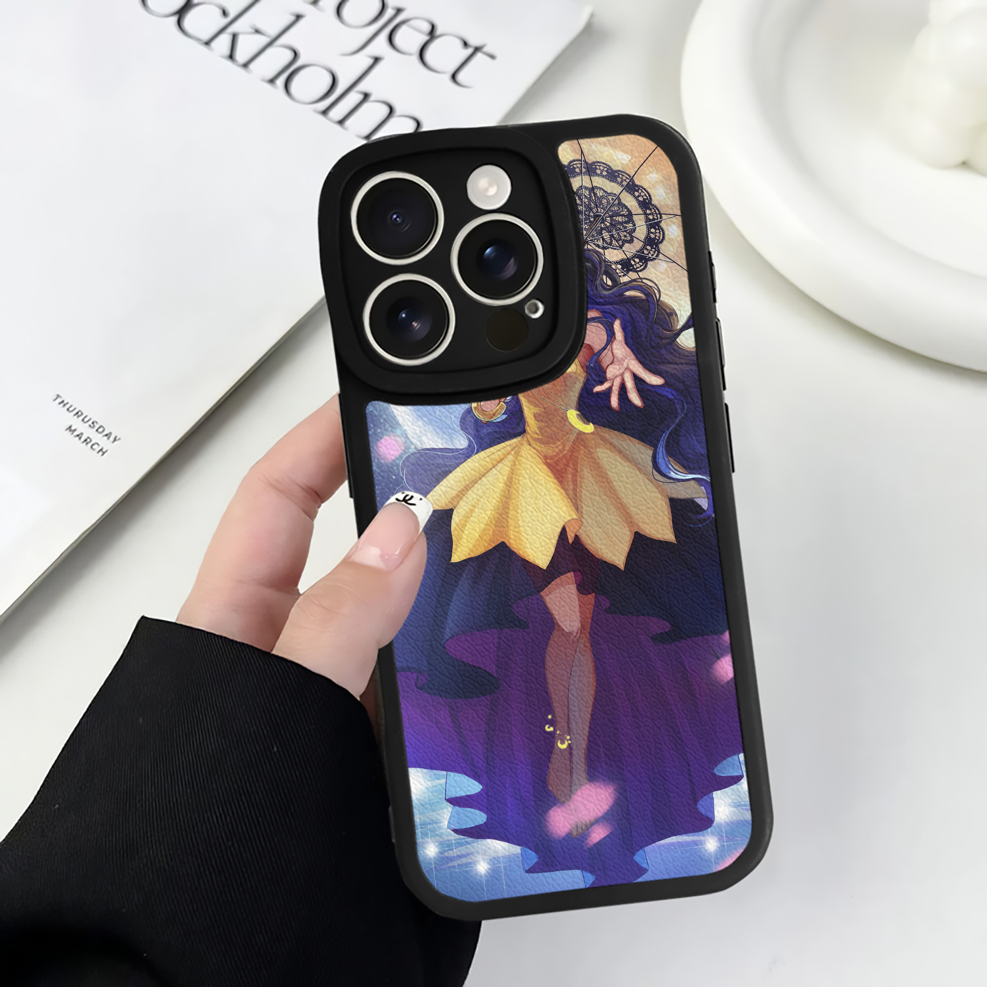 （画像用） 美少女戦士セーラームーン Sailor Moon 【iPhone 16シリーズ対応】シリコンスマホケース（レザー調） 材質：シリコン